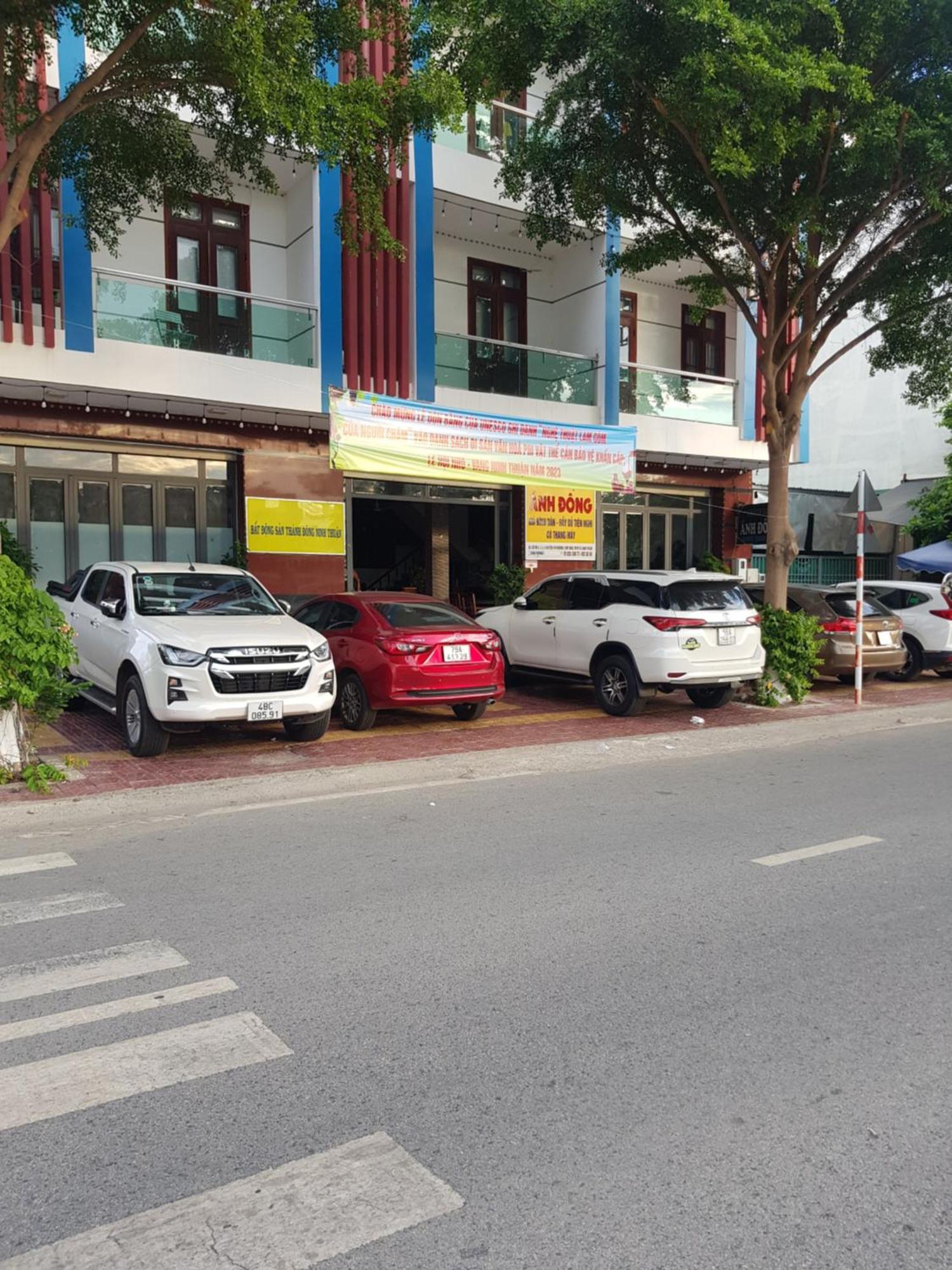 Khach San Anh Dong Hotel ฟานซาง ภายนอก รูปภาพ