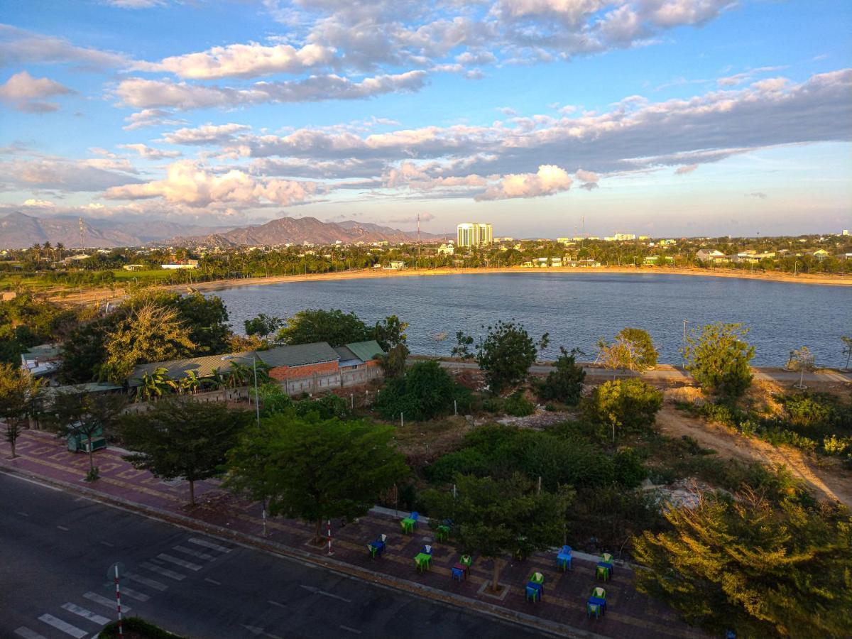 Khach San Anh Dong Hotel ฟานซาง ภายนอก รูปภาพ